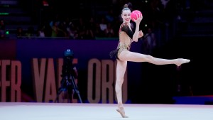 f ball varfolomeev darja ger ph simone ferraro sfa05595 copia